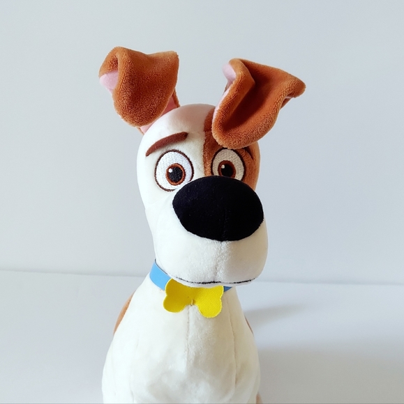 Life of Pets Max Plushie, 11 inches - Picture 5 of 5